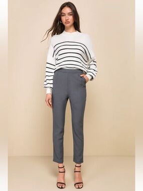 Grey High-Waisted Trouser Pants
Lulus